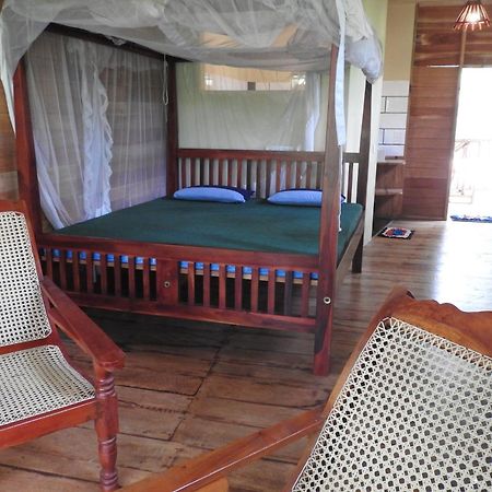 River Side Cabana Tissamaharama Ngoại thất bức ảnh