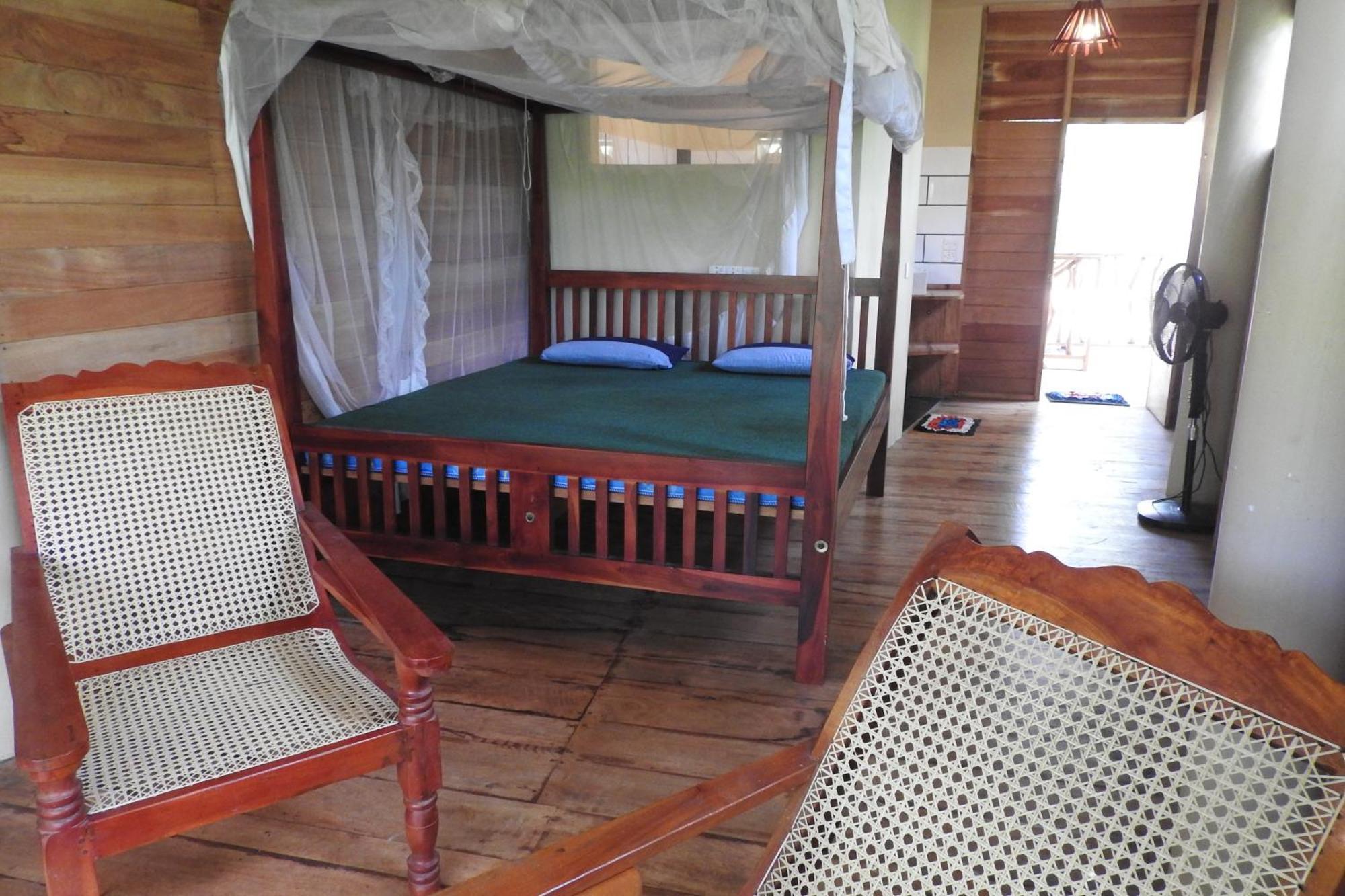 River Side Cabana Tissamaharama Ngoại thất bức ảnh