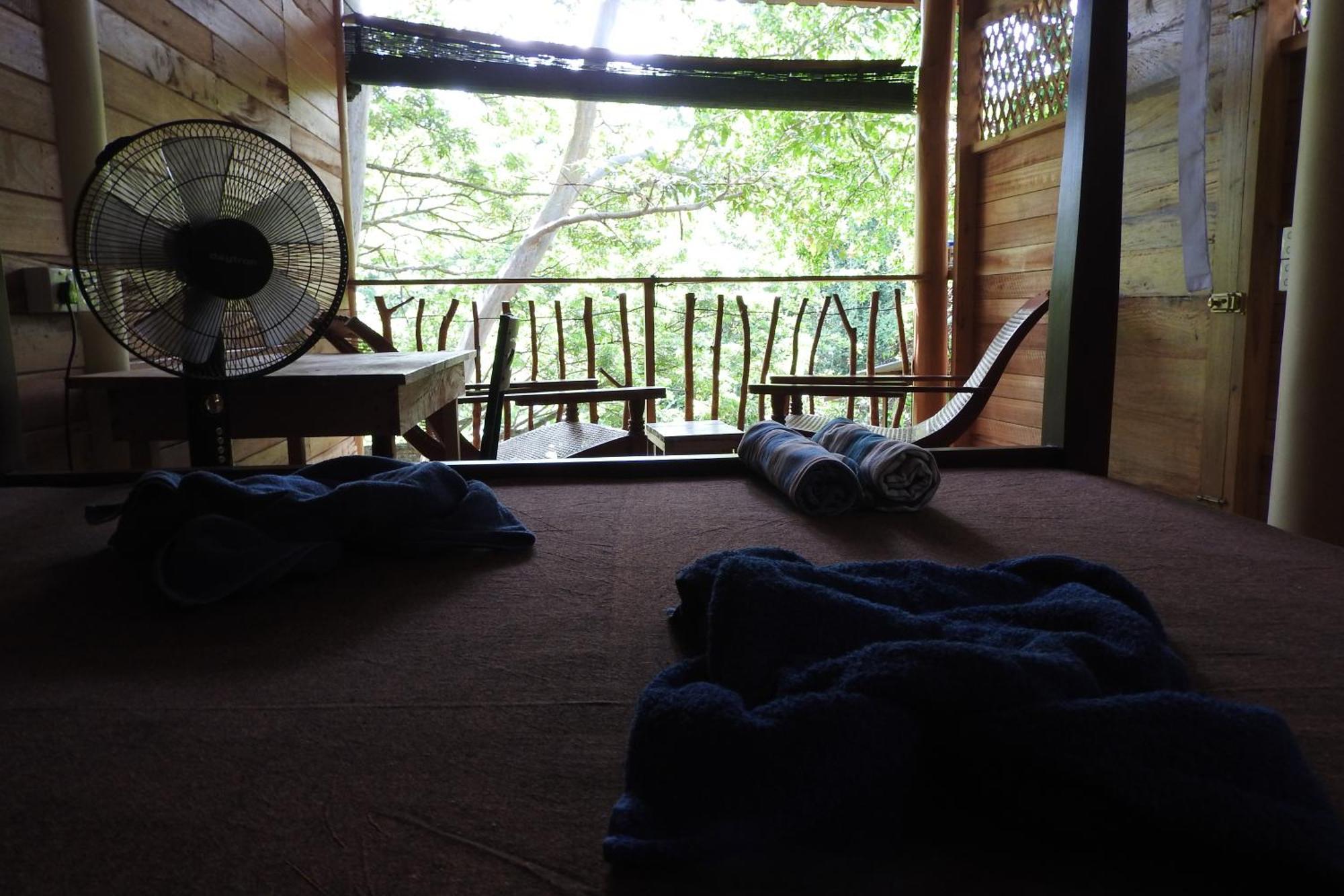 River Side Cabana Tissamaharama Ngoại thất bức ảnh