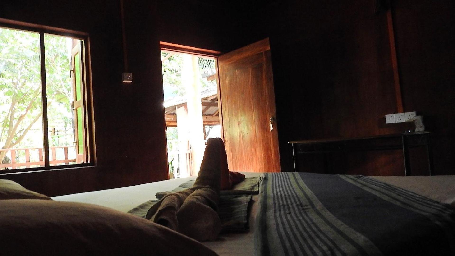 River Side Cabana Tissamaharama Phòng bức ảnh