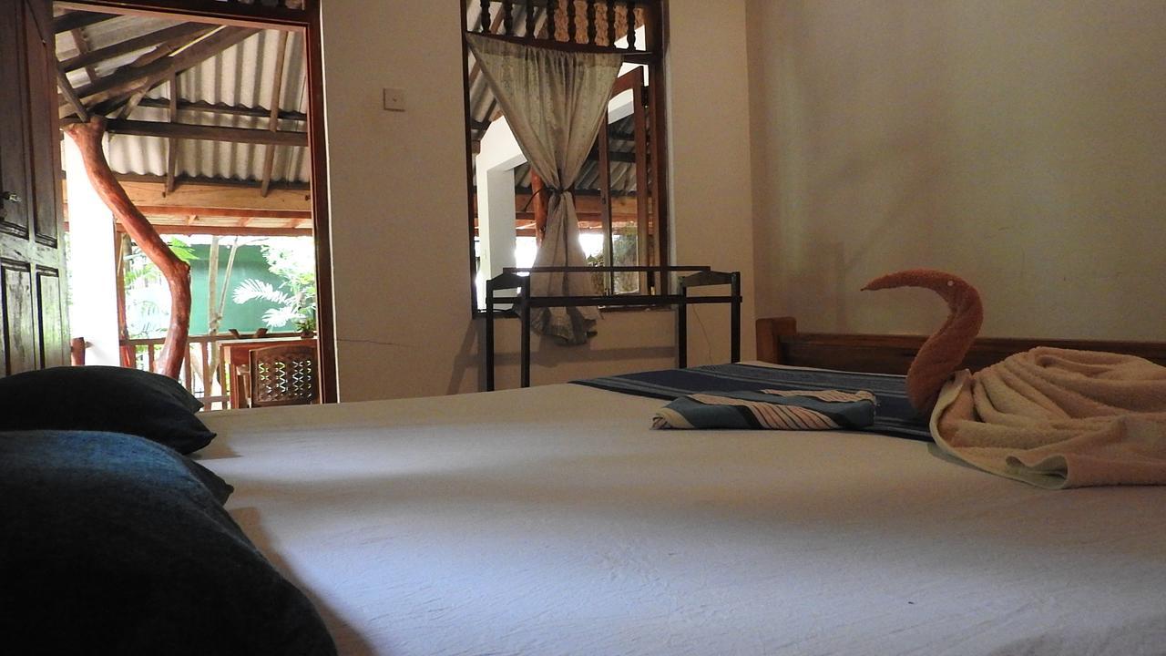 River Side Cabana Tissamaharama Ngoại thất bức ảnh