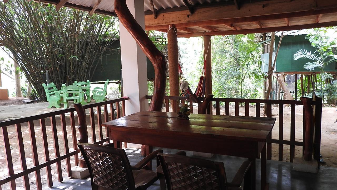 River Side Cabana Tissamaharama Ngoại thất bức ảnh