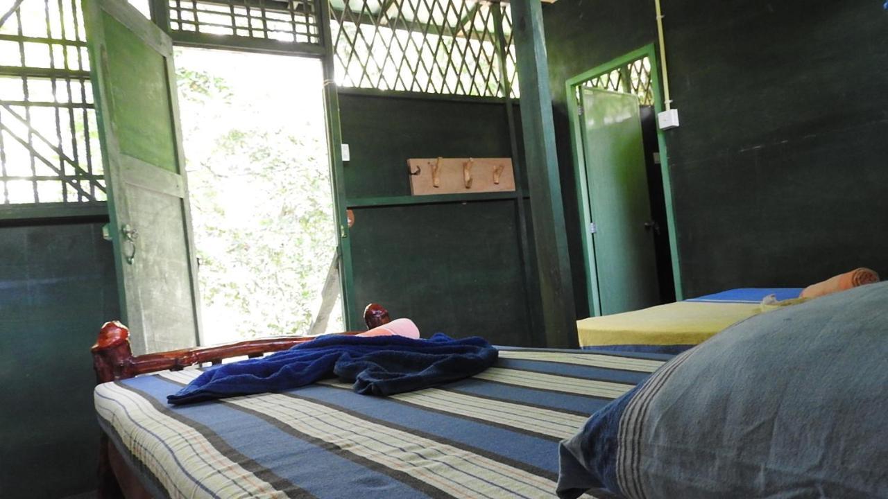 River Side Cabana Tissamaharama Phòng bức ảnh